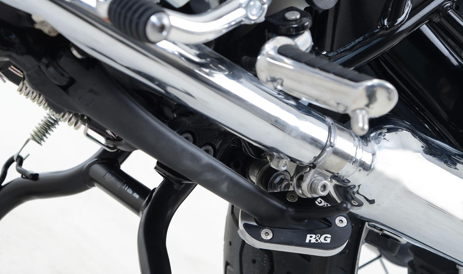 R&G Racing Kickstand Shoe for the Triumph Bonneville /Bonneville T120 '16-18 R&G Racing Kickstand Shoe for the Triumph Bonneville /Bonneville T120 '16-18